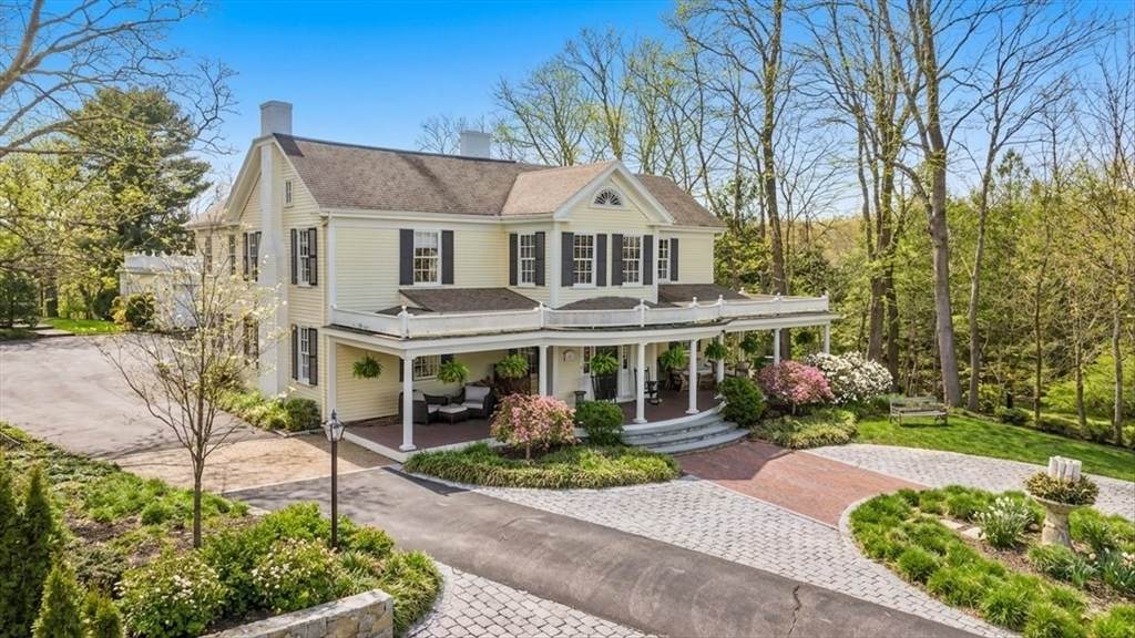 54 Lincoln Street - Photo 1