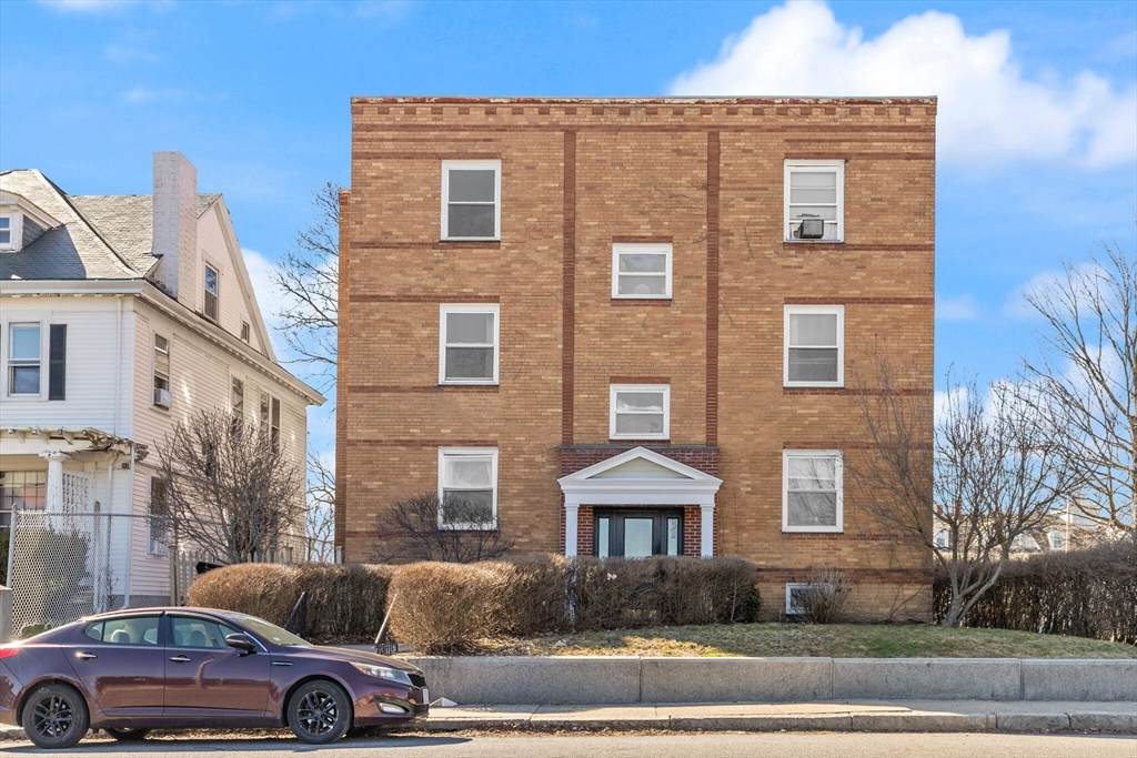 31 Chestnut St - Photo 1