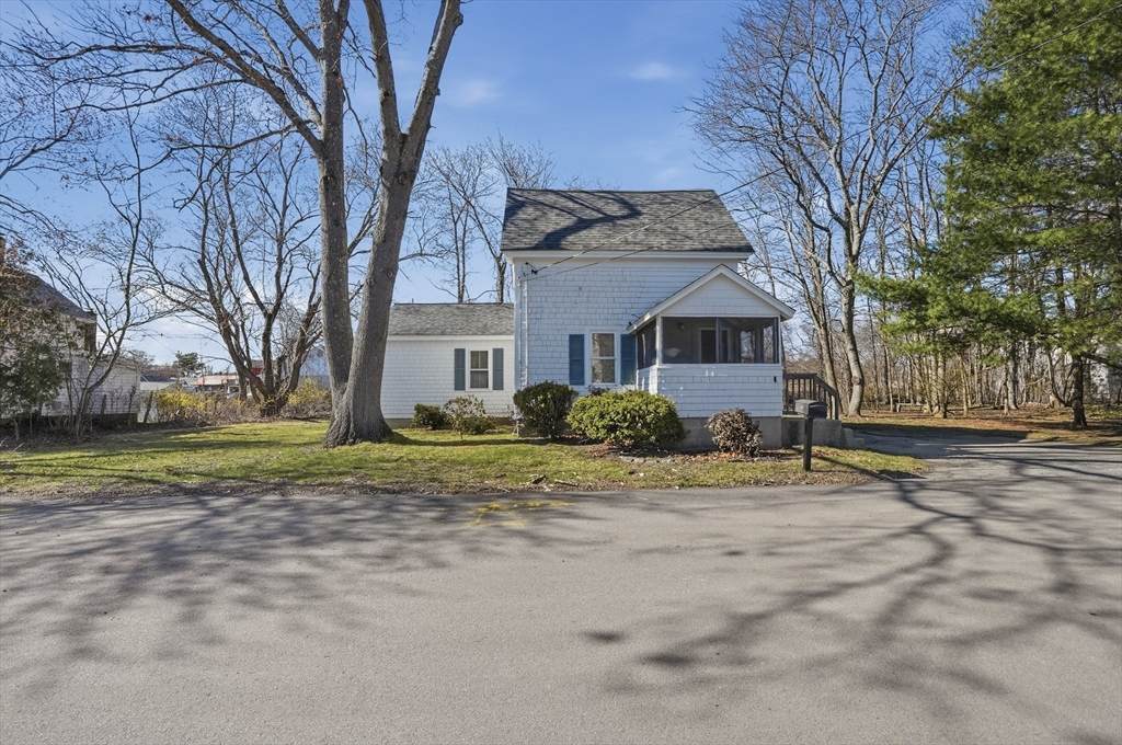 4 County Lane - Photo 1