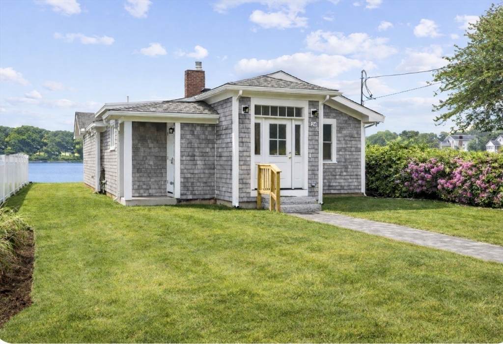 24 Cove St - Photo 1