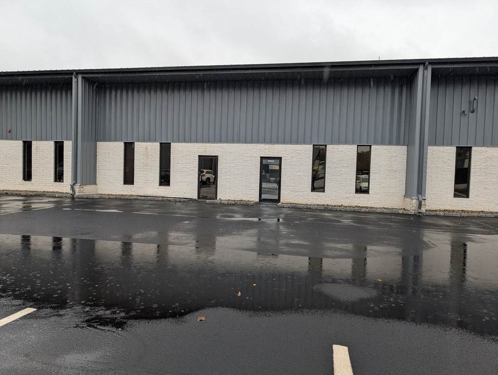 237 River Rd - Photo 1