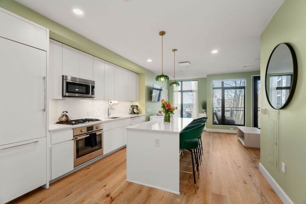 191 Washington St - Photo 1