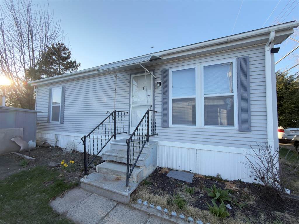 16 Mobile Home Way - Photo 1