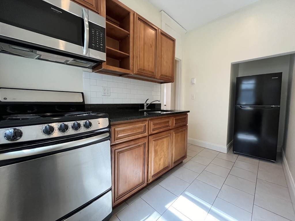 73 Park Drive - Photo 1