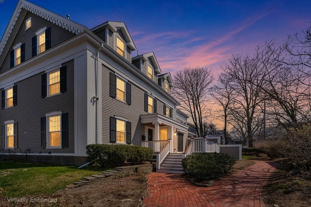 81 Forest St - Photo 1