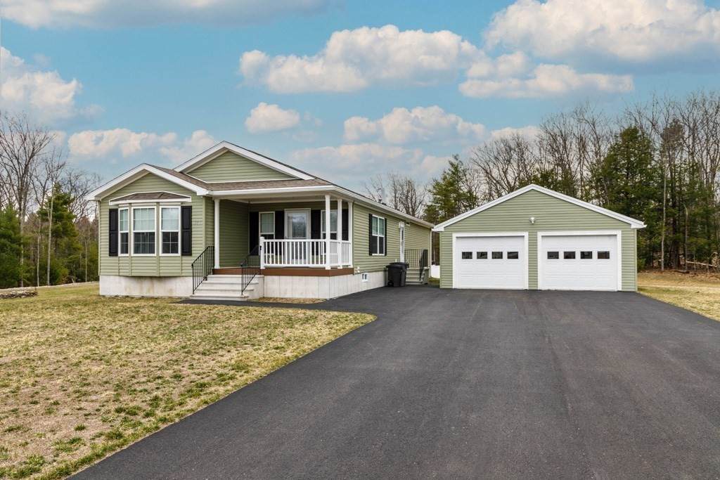 102 Topaz Terrace - Photo 1