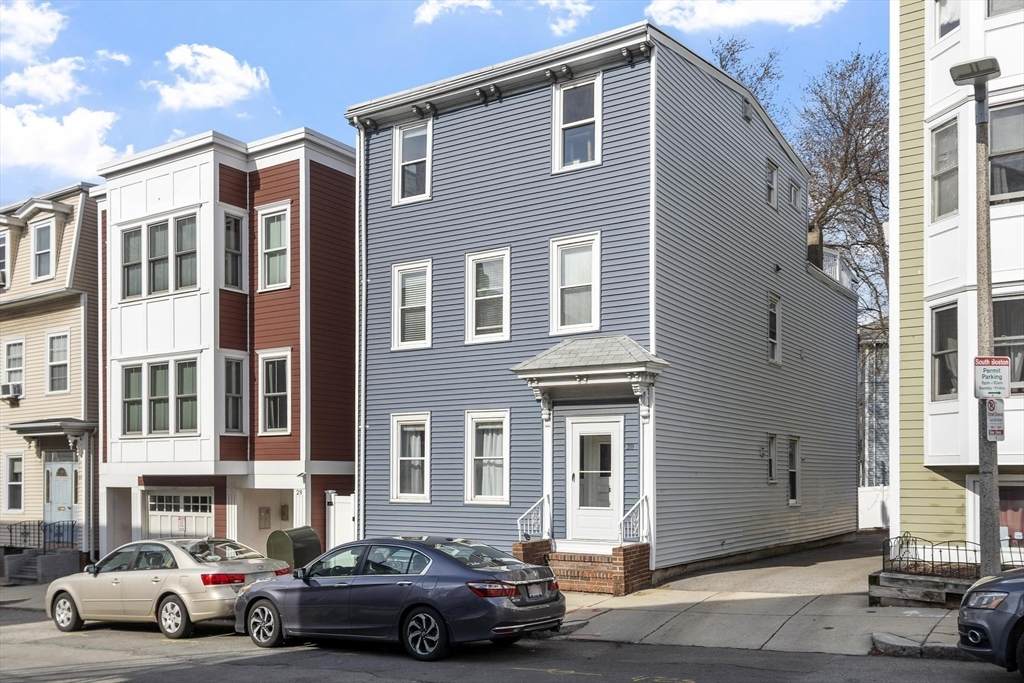 30 Woodward St - Photo 1