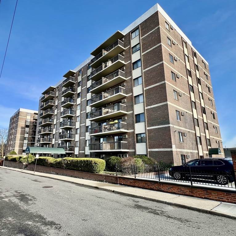 164 Galen St - Photo 1