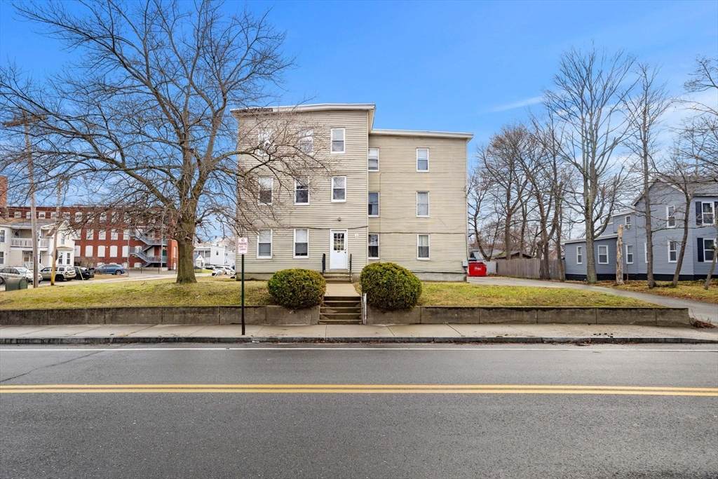 45 Laurel St - Photo 1