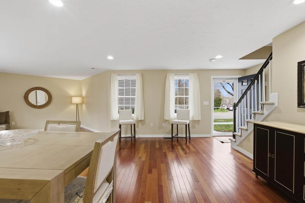 453 Turnpike St - Photo 1
