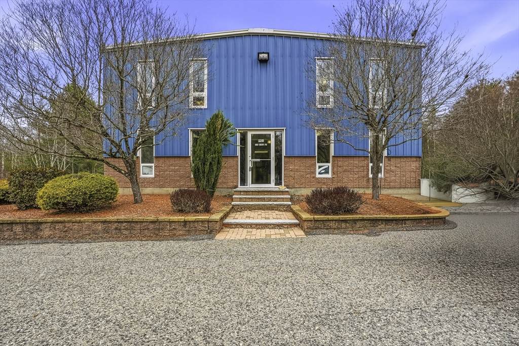 174 Davis Street - Photo 1