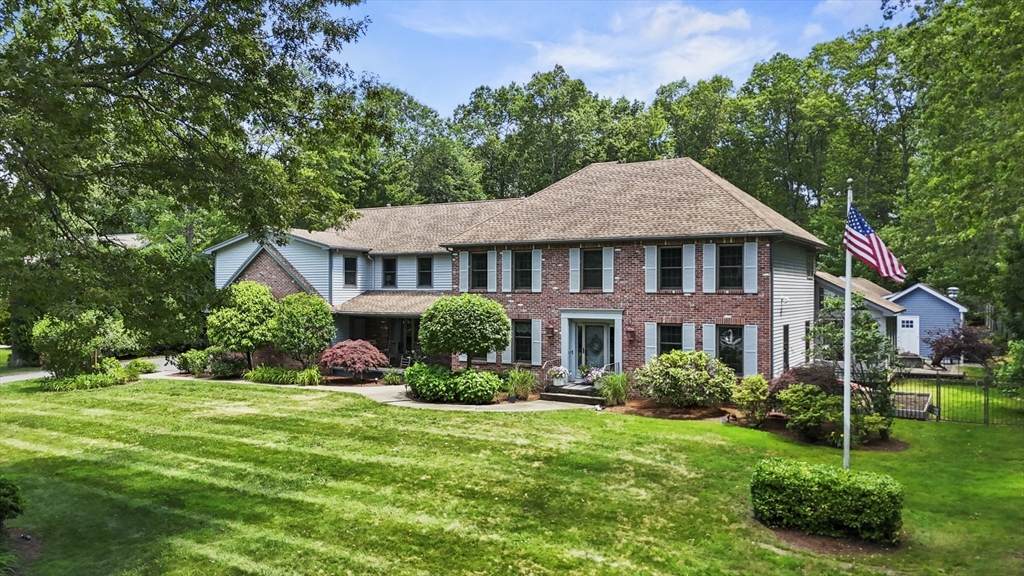 145 Stonehill Road - Photo 1