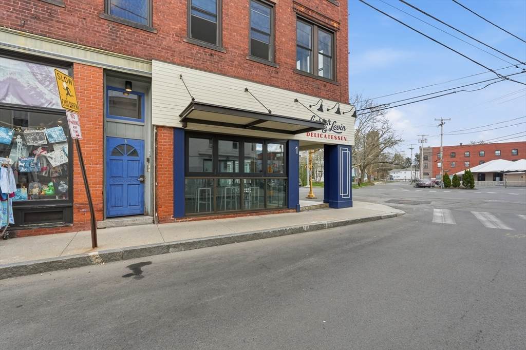 1 Market St - Photo 1