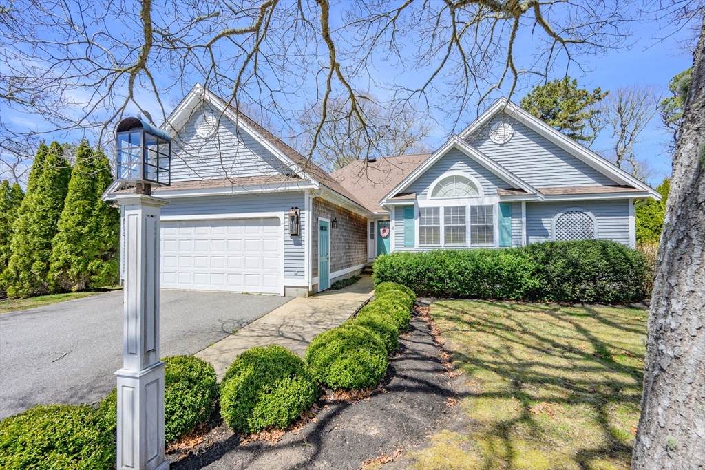 8 Marlboro Road - Photo 1
