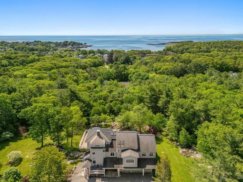 602 Summer Street - Photo 1