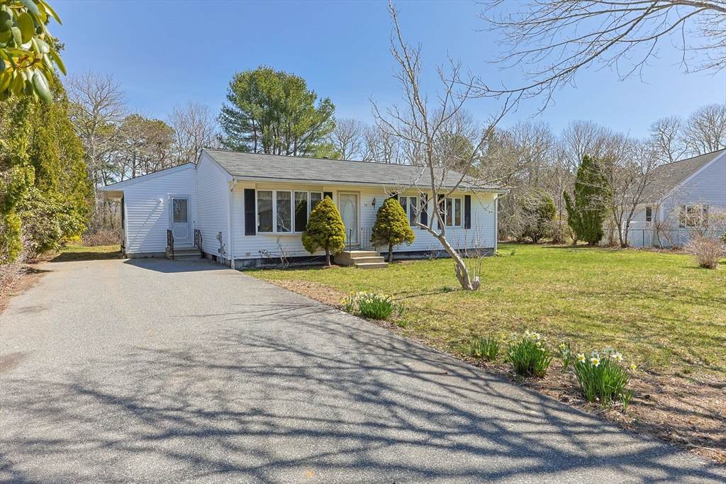 74 Grace Ct - Photo 1