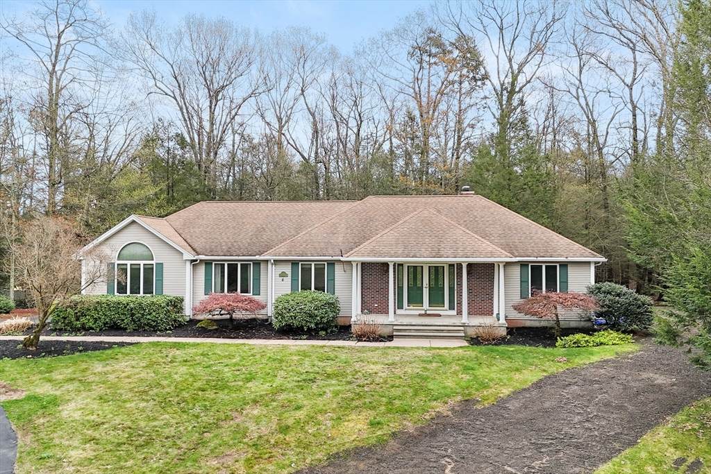 4 Pearl Brook Road - Photo 1