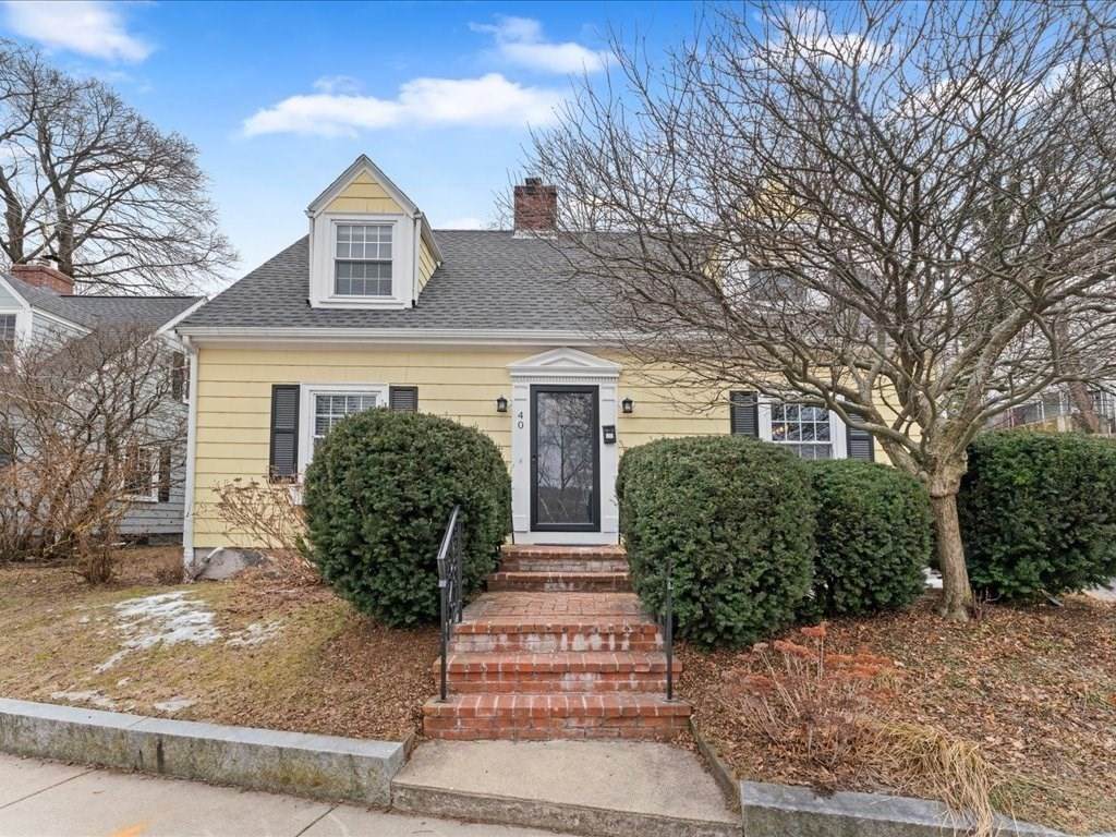 40 Lake Shore Rd. - Photo 1