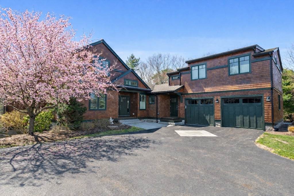 38 Raynor Dr - Photo 1