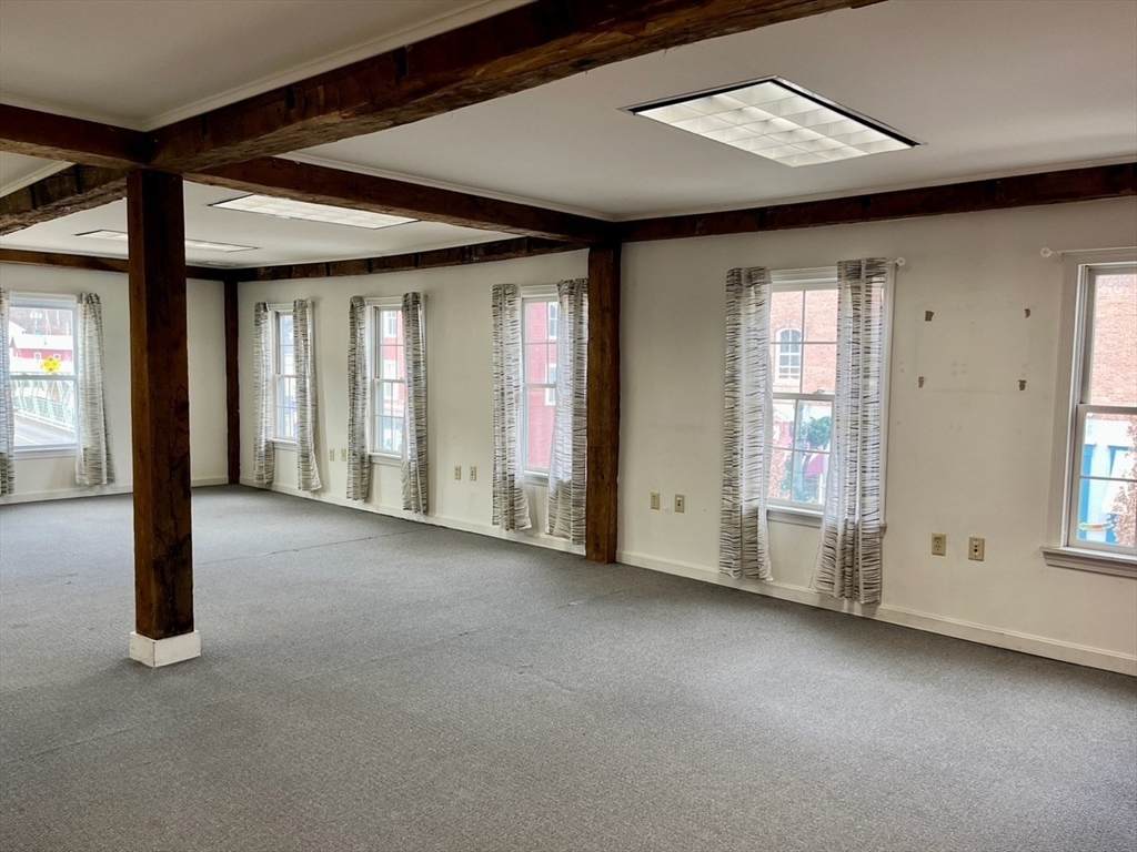 31 Bridge St - Photo 1