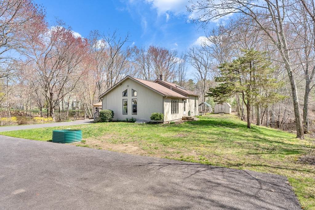 151 Wheeler St - Photo 1