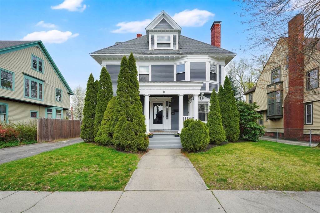 227 Forest Park Ave - Photo 1