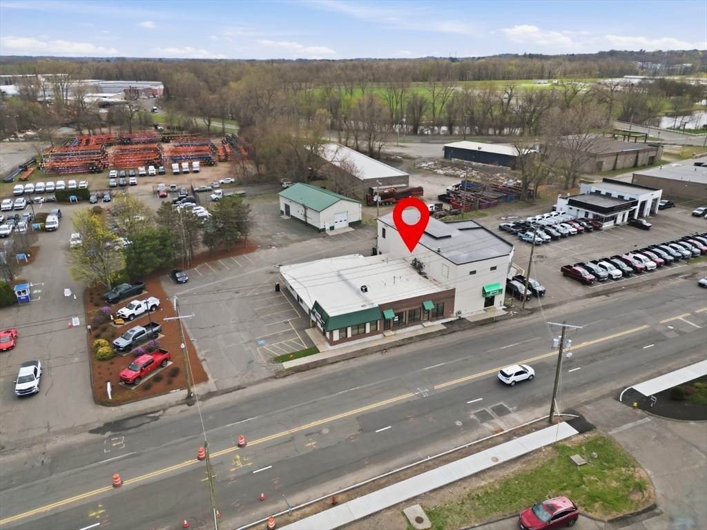 751 Memorial Ave - Photo 1