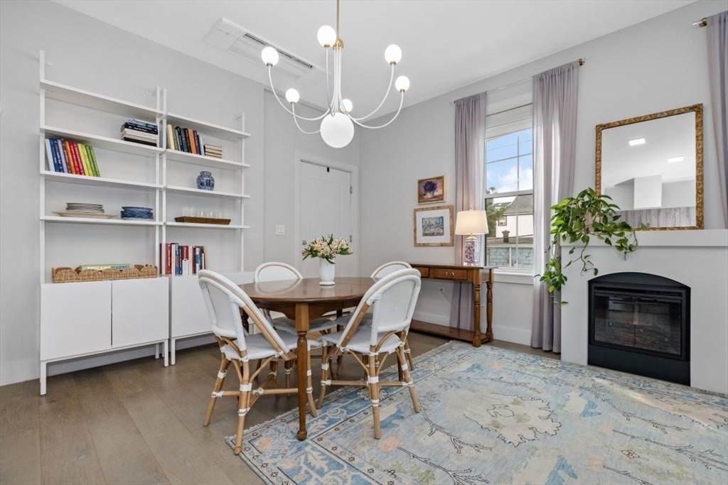 24 Rush St - Photo 1