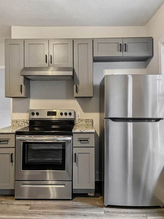 55 Hollander St - Photo 1