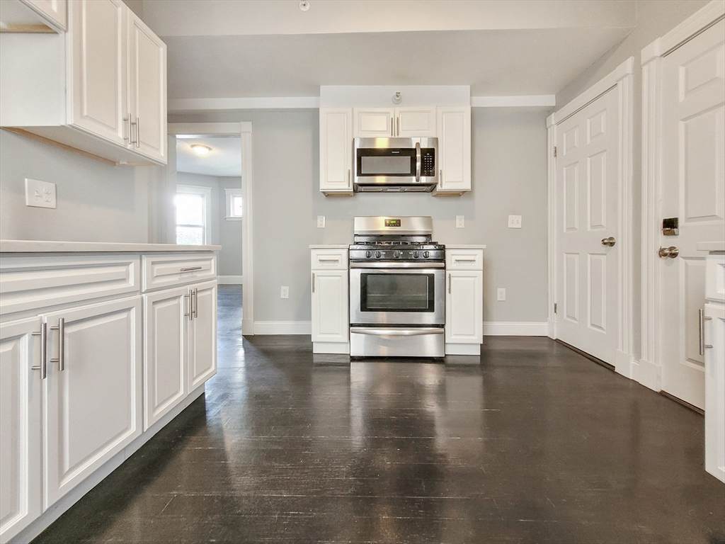 40 Fenton - Photo 1