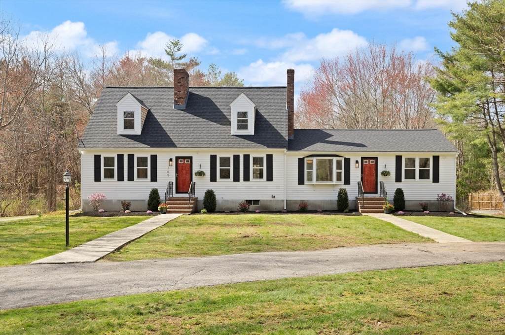 165 Howard St - Photo 1