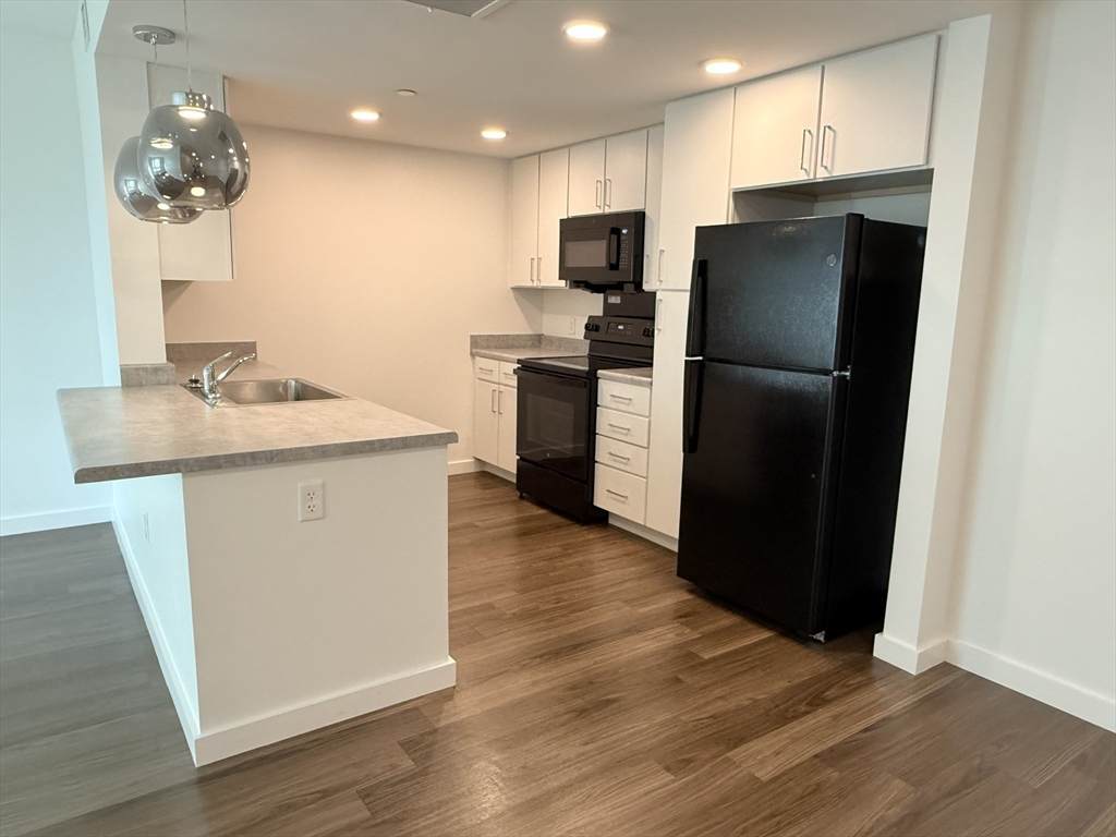 466 River Street - Photo 1