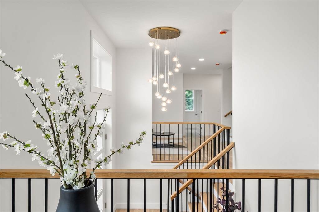 100 Woodbine Circle - Photo 1