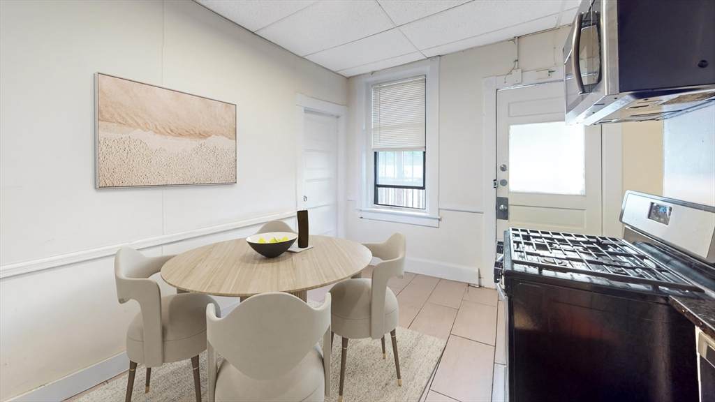 882 Huntington Ave - Photo 1
