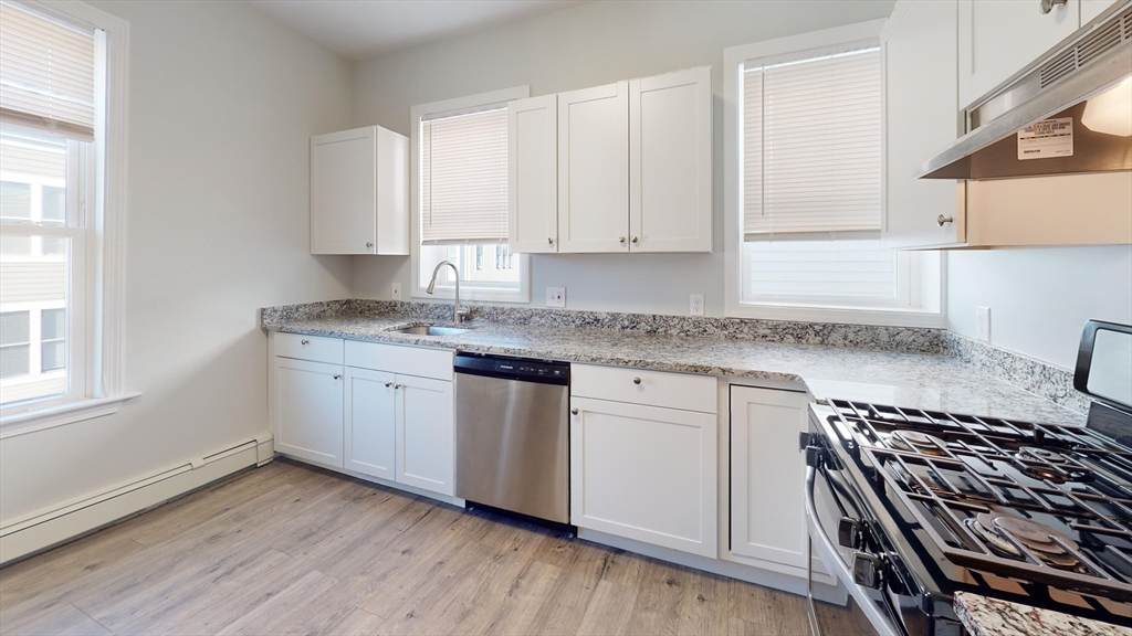 108 Boston Street - Photo 1
