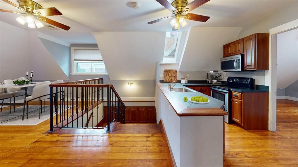 126 Calumet Street - Photo 1