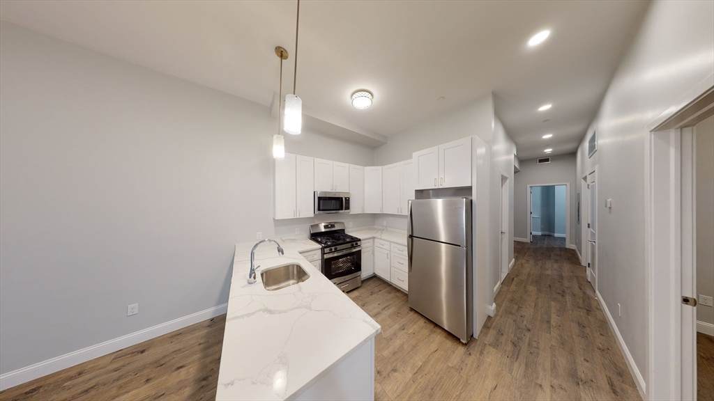 334-336 Warren Street - Photo 1