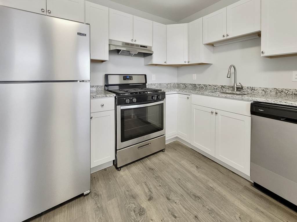 44 Guild Street - Photo 1