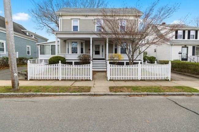 92 Dudley St - Photo 1