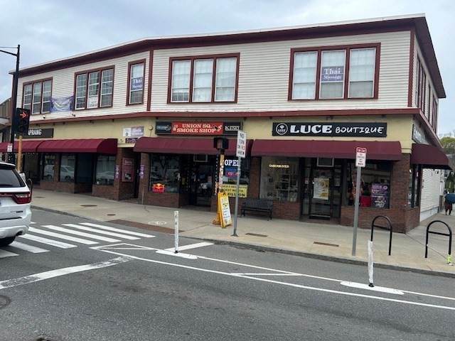 56 Union Square - Photo 1