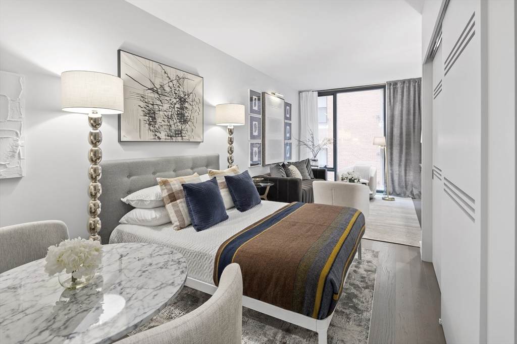 55 Lagrange - Photo 1