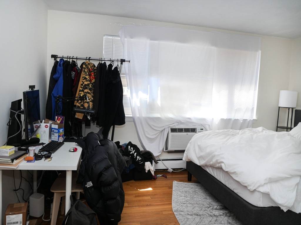 https://bt-photos.global.ssl.fastly.net/mlspin/orig_boomver_1_73508030_2.jpg