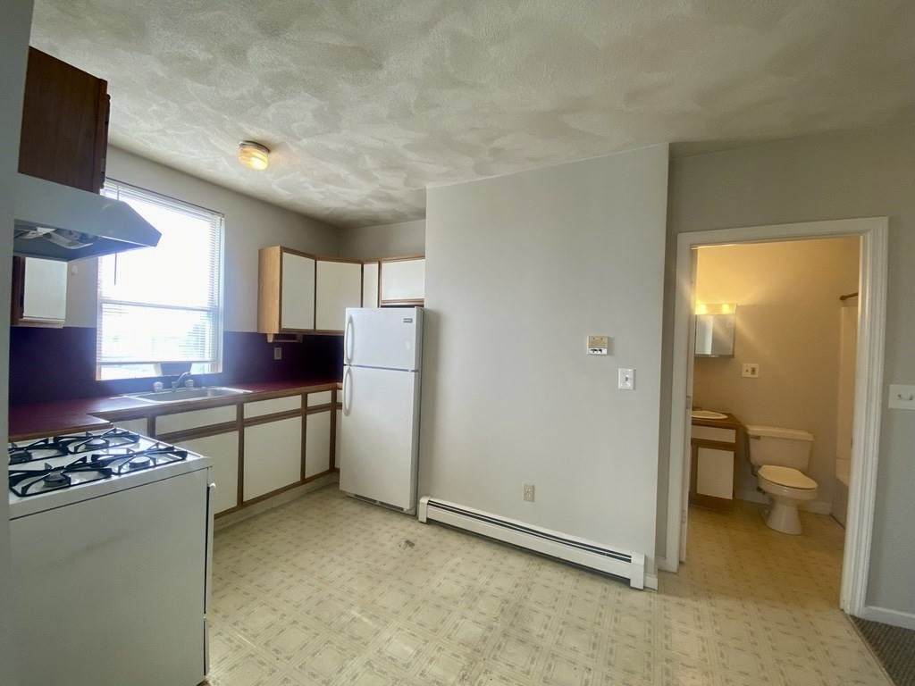594 Somerville Avenue - Photo 1