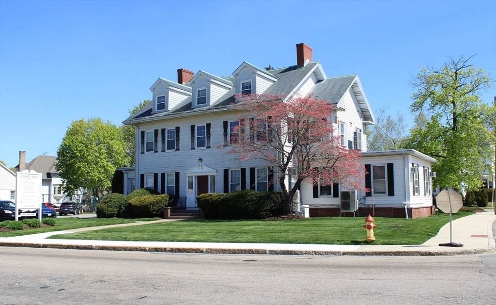 89 N Main St - Photo 1