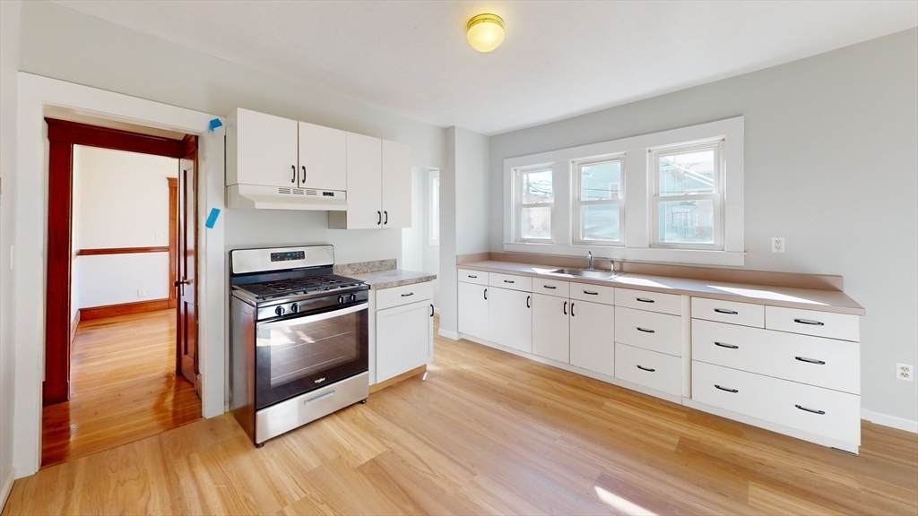 897 Canterbury Street - Photo 1