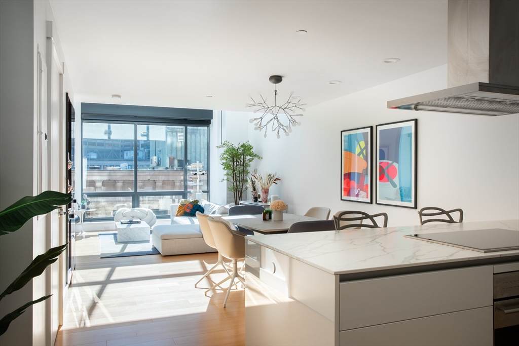 45 Province St - Photo 1