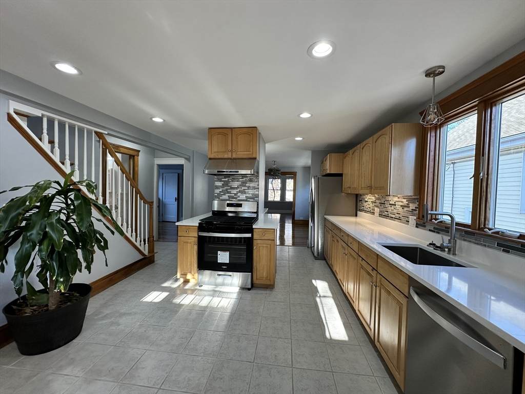 159 Boston Ave - Photo 1