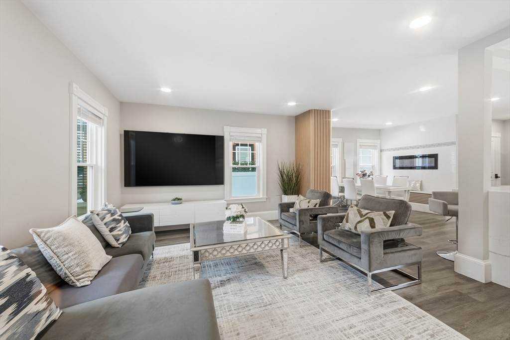13 Leyden St - Photo 1