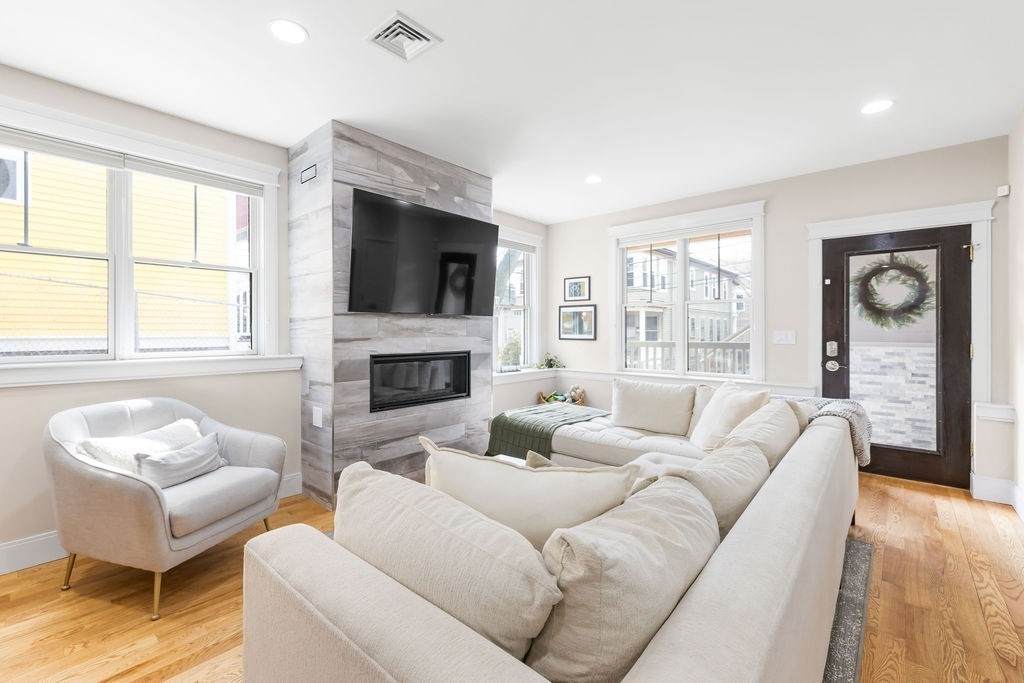 5-7 Whitman St - Photo 1