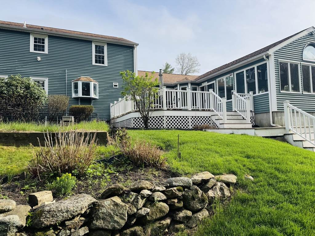 https://bt-photos.global.ssl.fastly.net/mlspin/orig_boomver_1_73510494_2.jpg